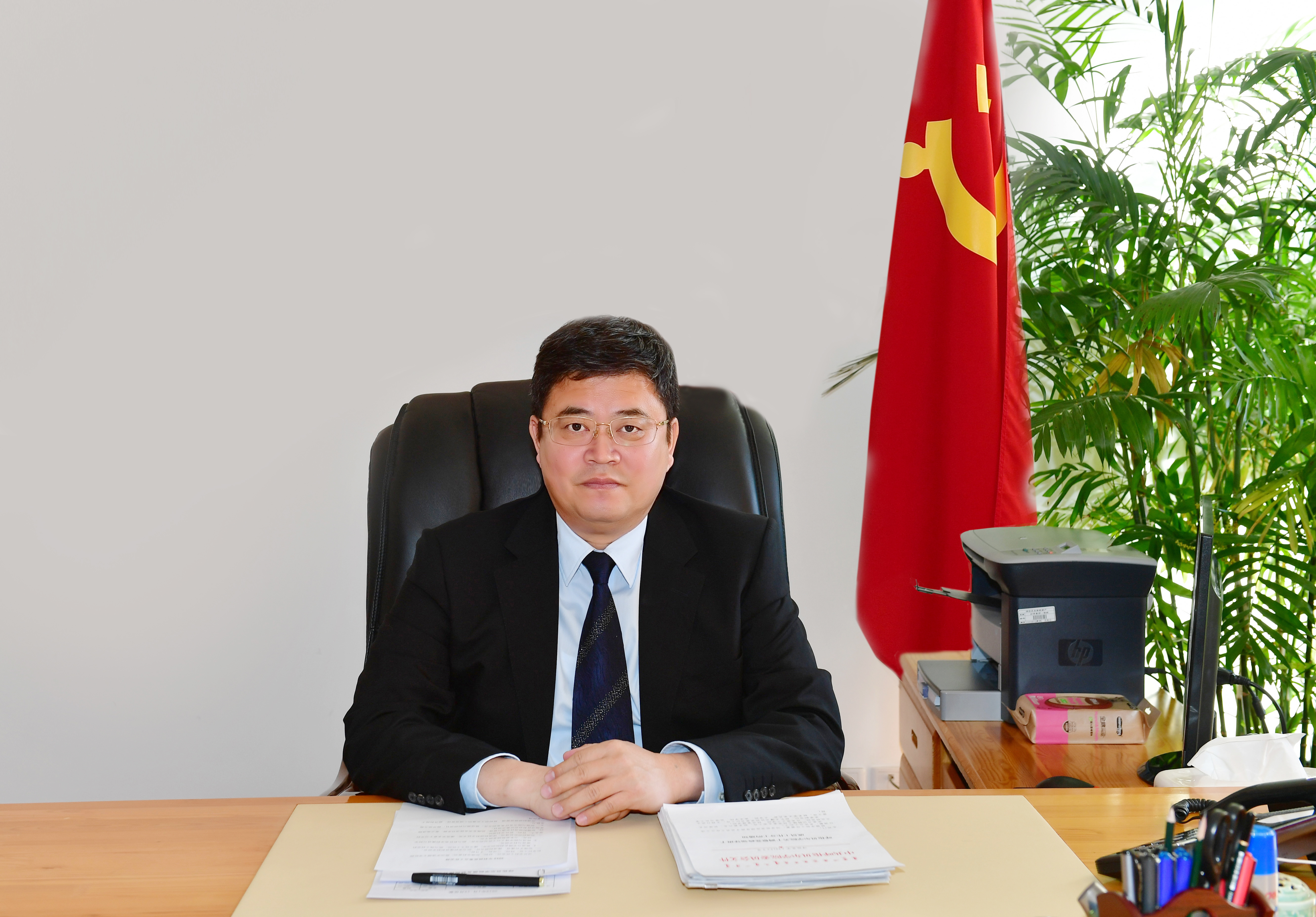 党委副书记,院长:王曙光-呼伦贝尔学院